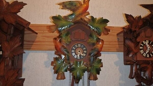 Vintage Musical Cuckoo Clock – Regula | 1960 | Germany