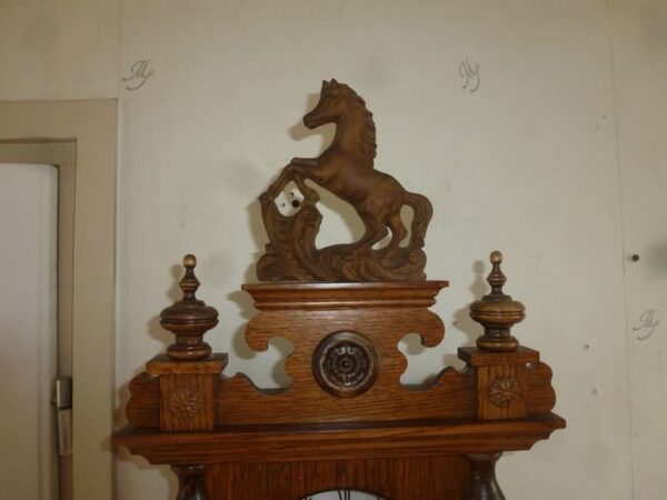 Vintage German Oak Wall Clock with Horse Topper 🇩🇪 - Image 5