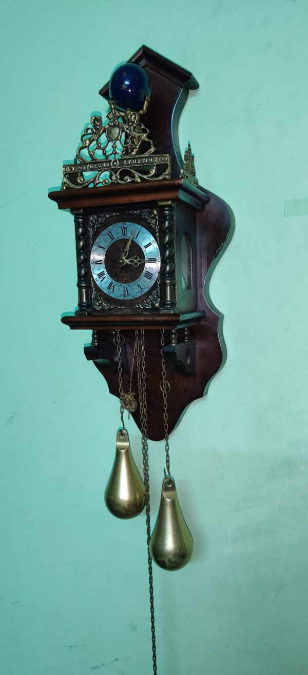 Small Dutch Vintage Clock – For Sale - Image 4