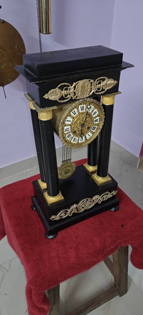 Antique Japy Frères Column French Empire Portico Clock – Circa 1855 – For Sale - Image 4